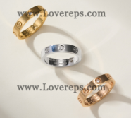 202523772 LOVE Ring Small Mondel With 1 Diamonds Yellow Gold