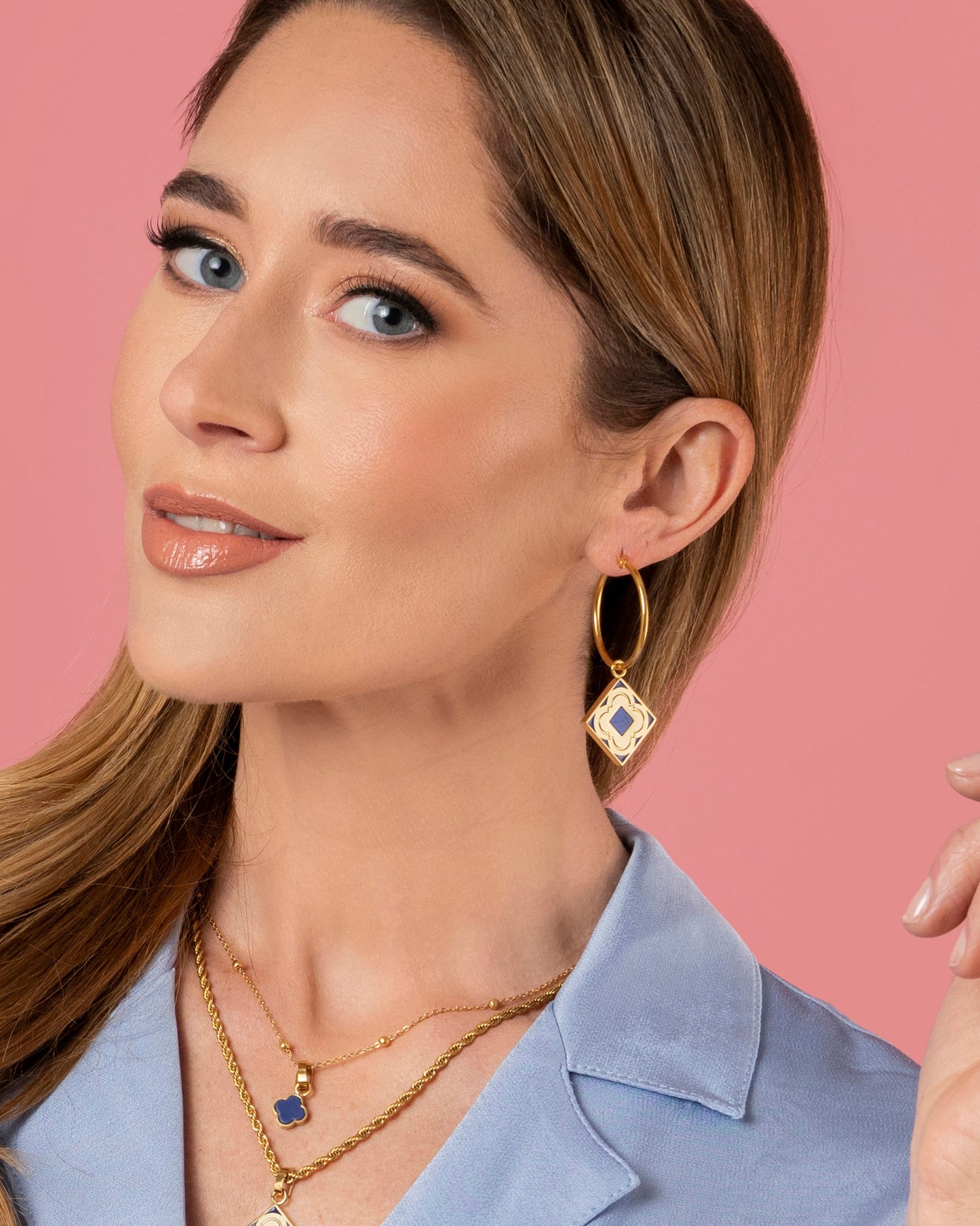 Blue Sapphire Logo Stone Pendant Earring Set