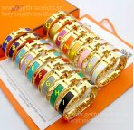 202523838 Clic Clac HH Enamel Bracelet