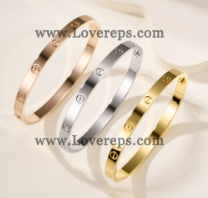 202524234 Love Bracelet Medium Model
