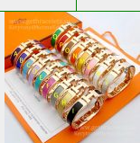 202525340 Clic Clac HH Enamel Bracelet