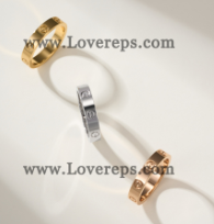 202527192 LOVE Ring Small Mondel Yellow Gold