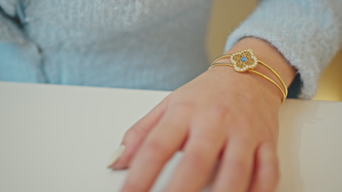 Azure Cat Eye Bangle